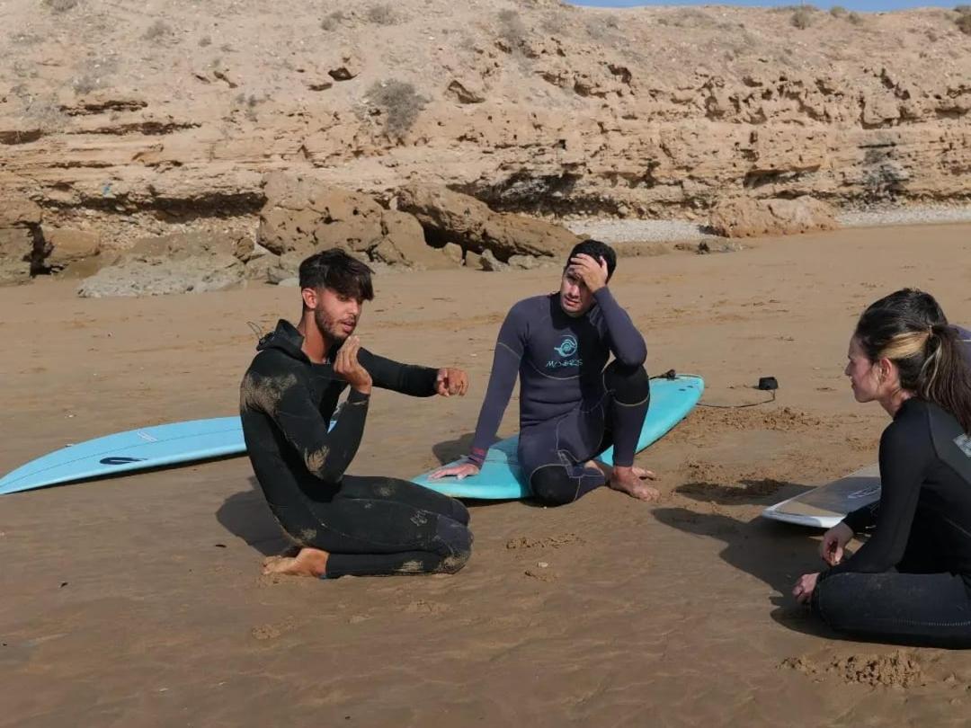 Taghoba Surf House Hostel Tamraght Buitenkant foto