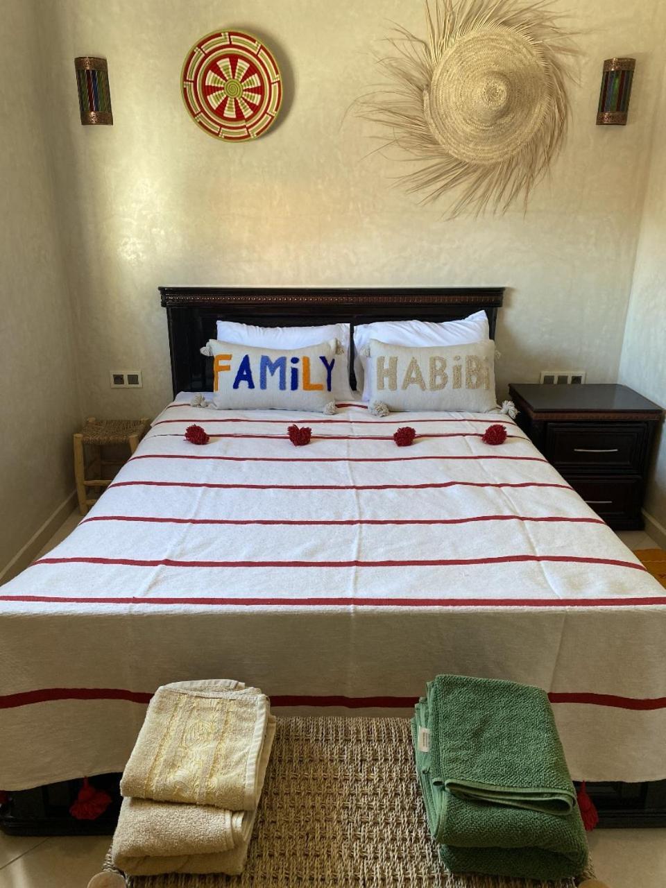Taghoba Surf House Hostel Tamraght Kamer foto